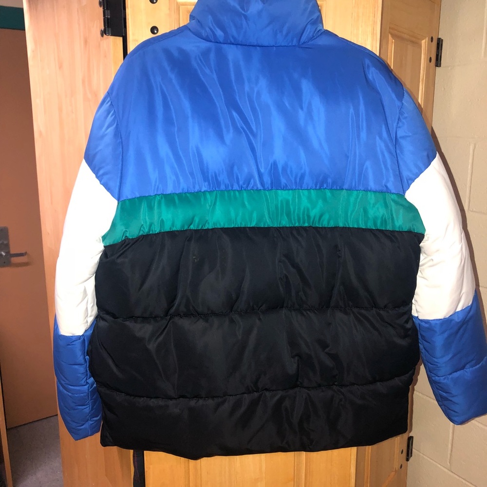 Puffer Jacket - Picture 7 of 8